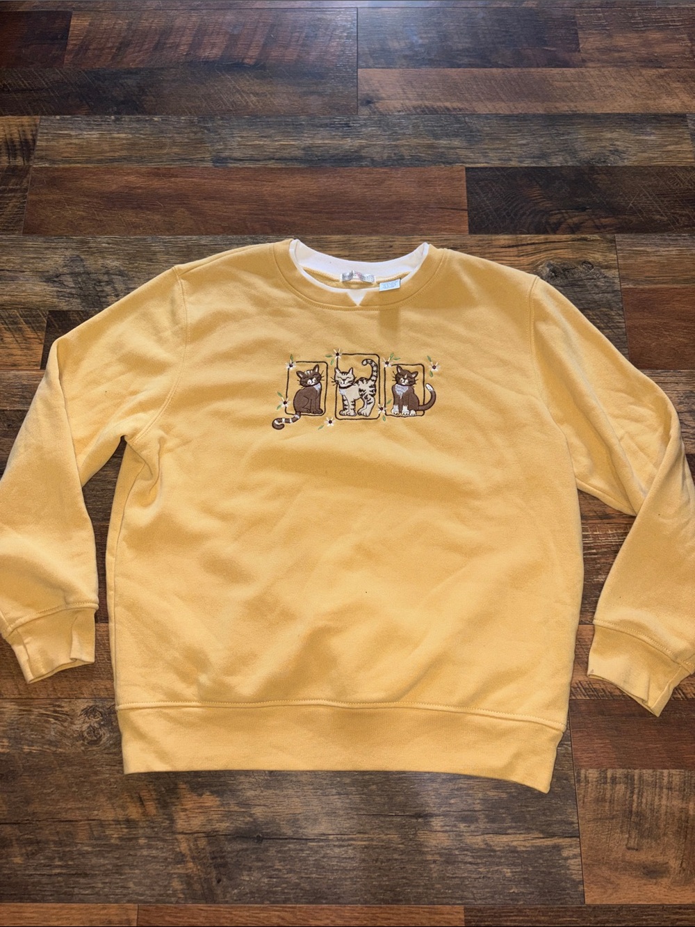 vintage Hasting & Smith embroidered cat crewneck sweatshirt